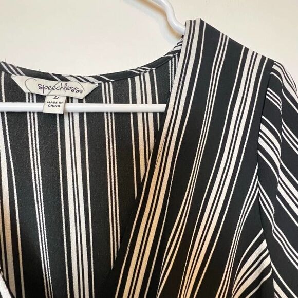 Speechless Striped Faux Wrap Mini Dress Large - Picture 3 of 6